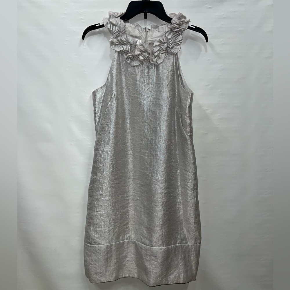 London Times Dress Women's Size 8 White Ruffled Sleeveless Rayon Blend